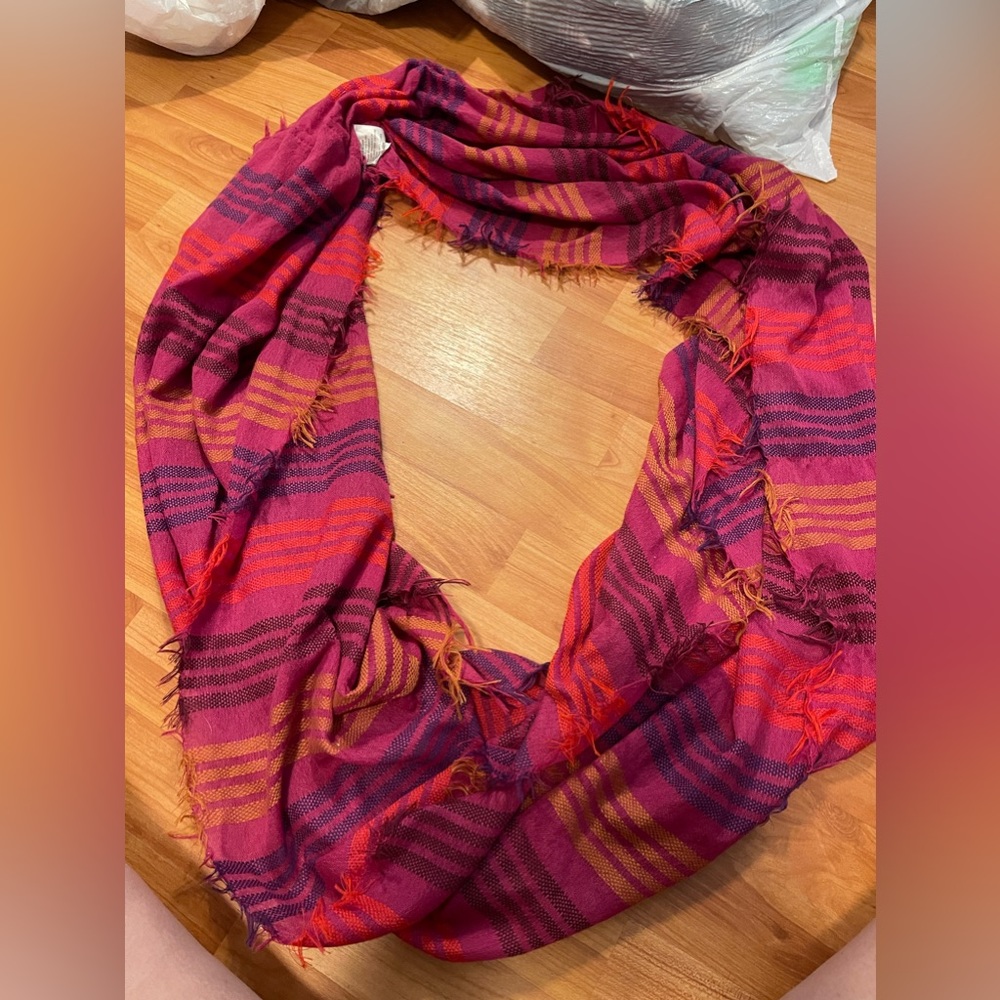 Infinity scarf